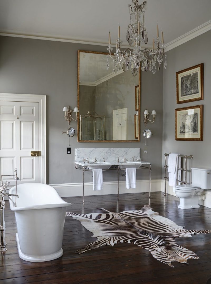 27 Vintage Bathroom Design Ideas to Transport You to a Bygone Era