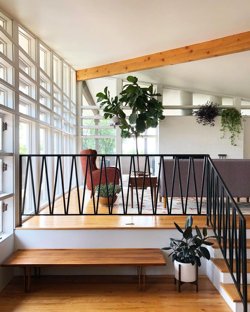 Mid-Century Modern Staircase Split-Level via @postandbeamliving