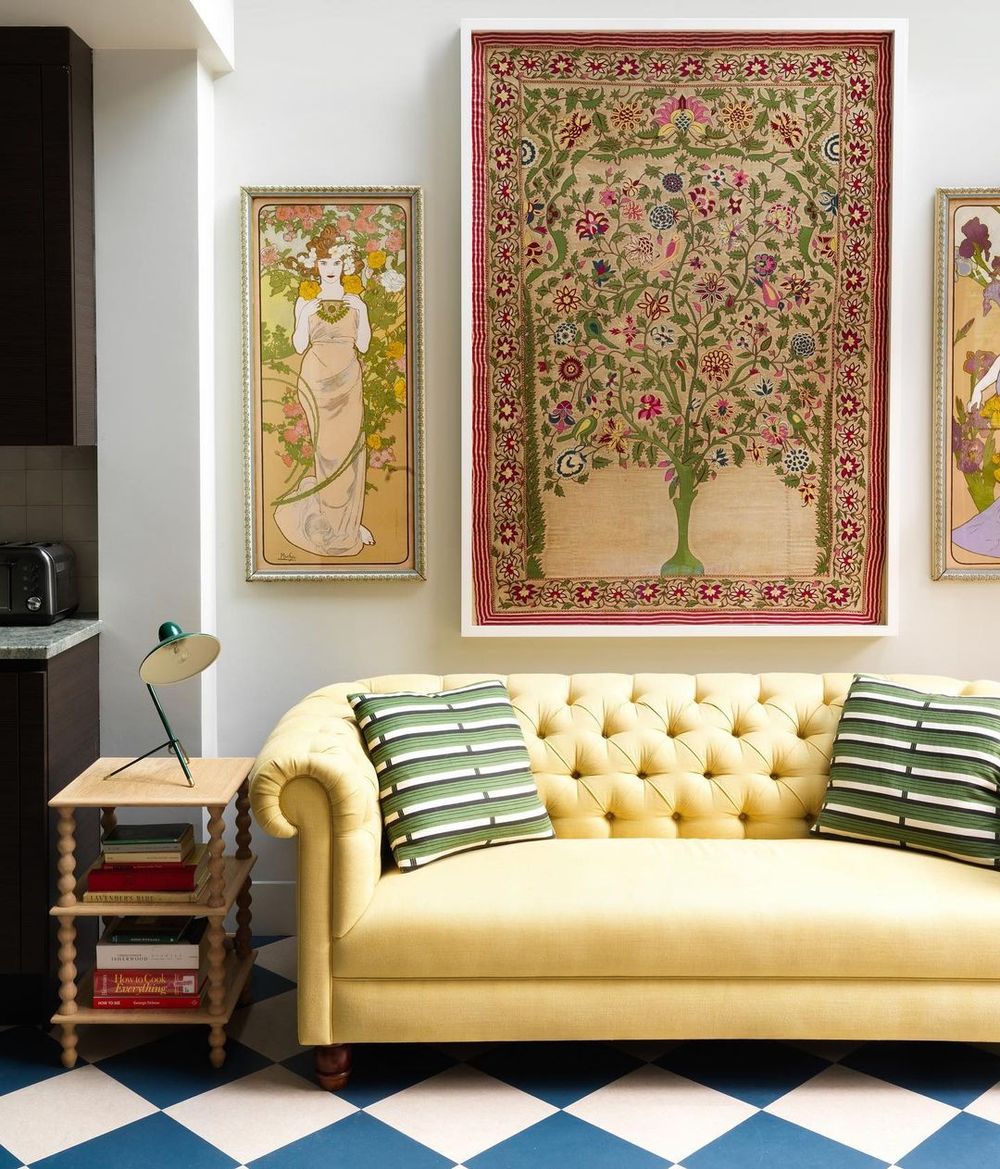 Neo-Traditional Living Room Floral Boho Artwork beataheuman