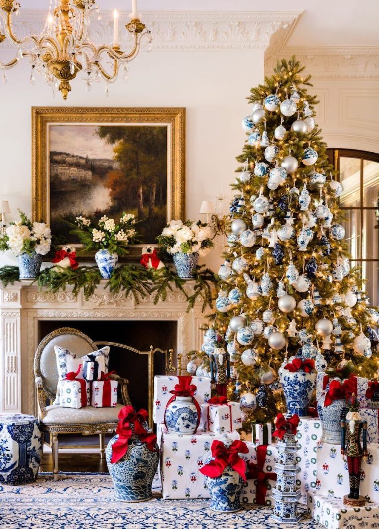 19 Best Blue Christmas Decor Ideas