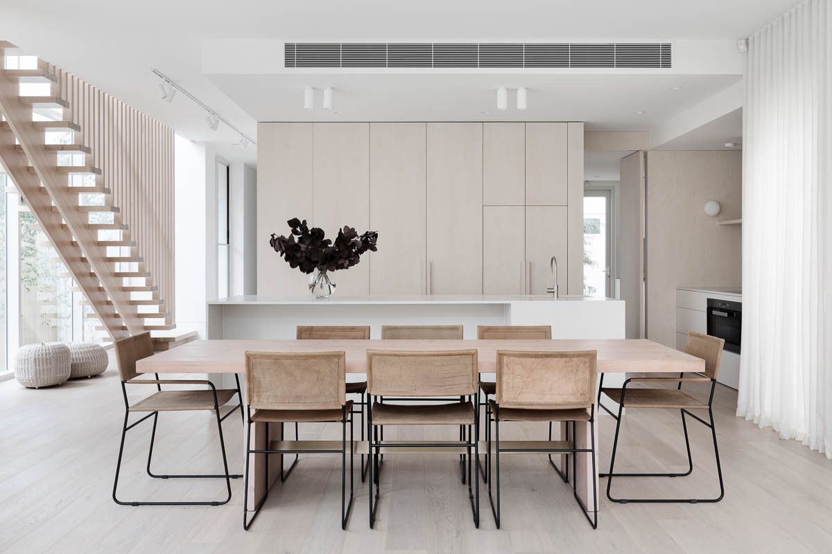 Minimalist dining room design C Kairouz Architects