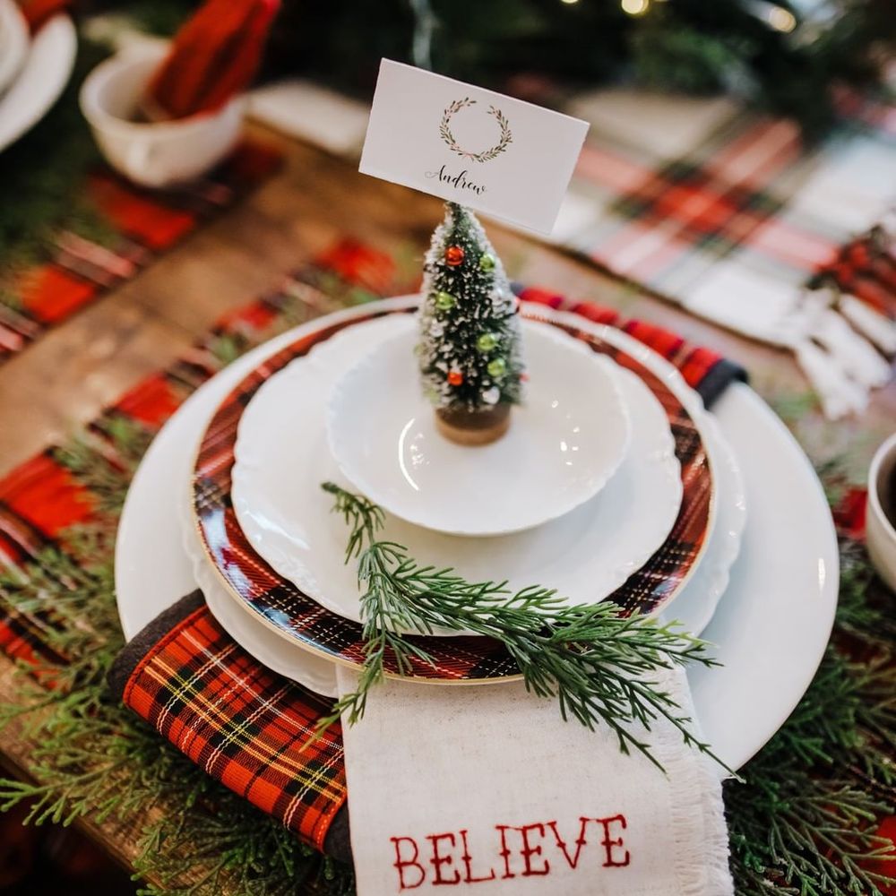 Tartan Christmas Table Decor napkins table runner via caramassiedesign