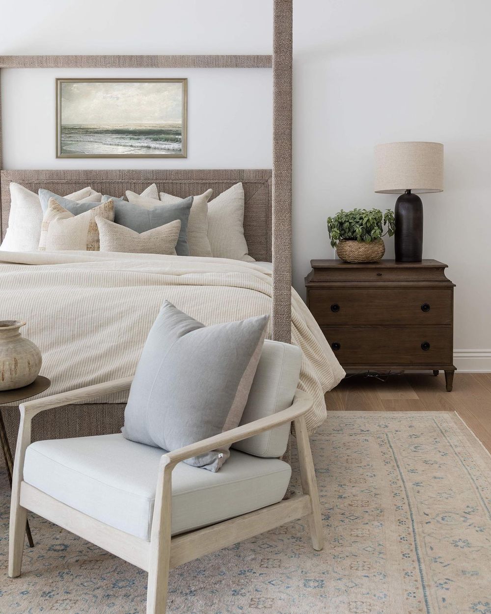 Modern Coastal bedroom ideas puresaltinteriors