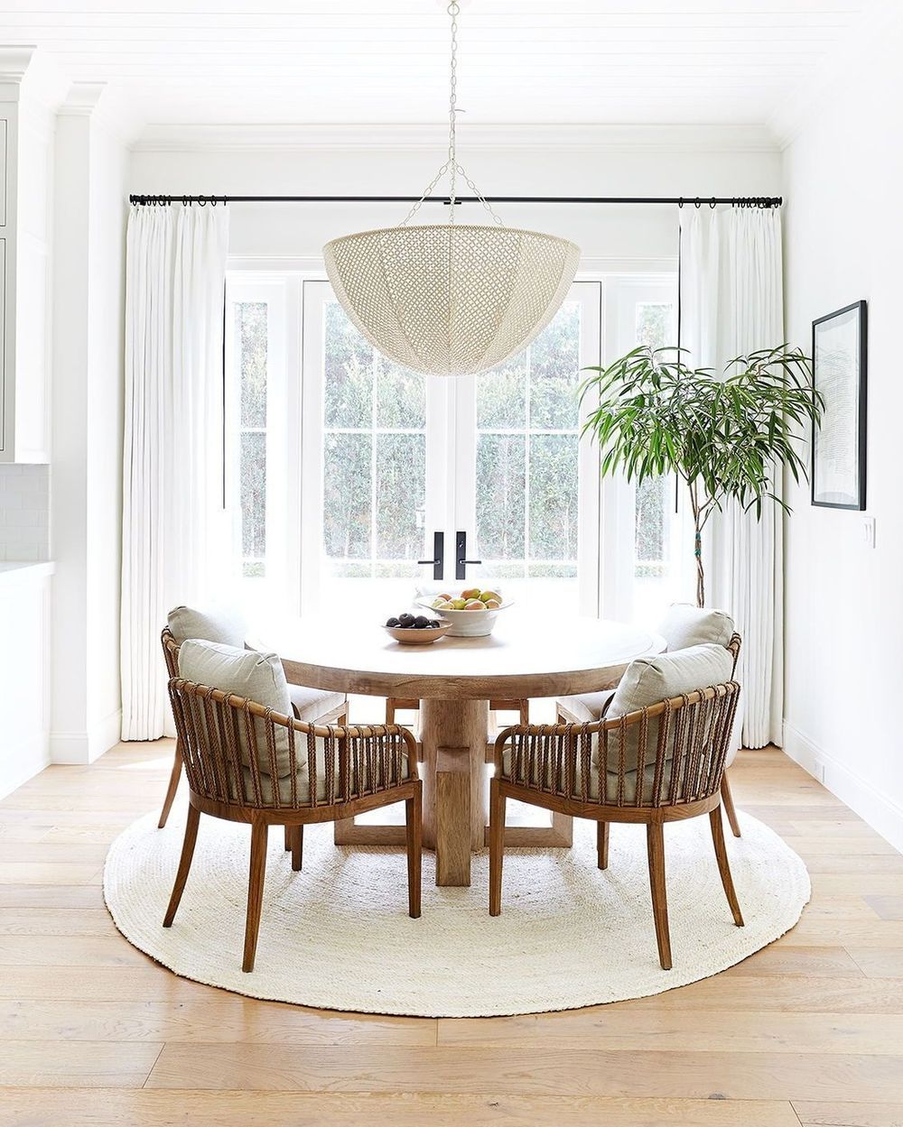 California casual dining room decor puresaltinteriors