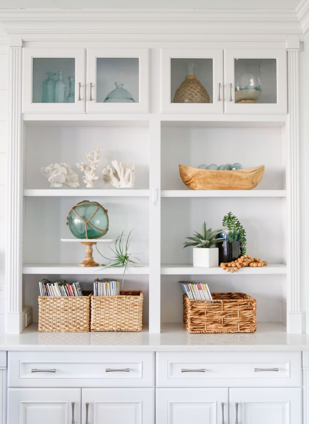 Coastal Shelving Decor Built-in Bookshelves via @sandandsisal