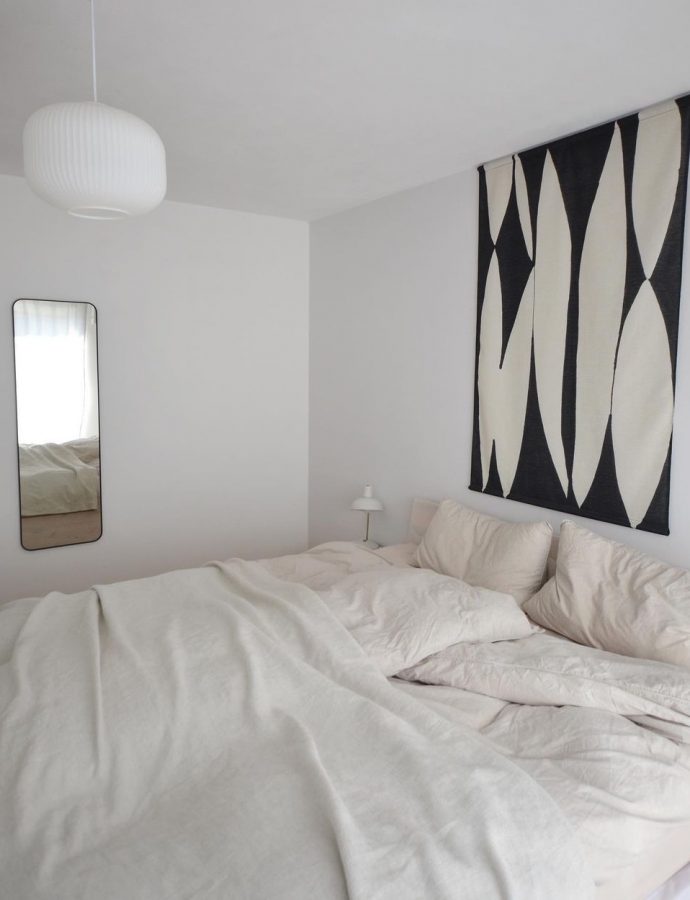 10 Minimalist Bedroom Decor Ideas