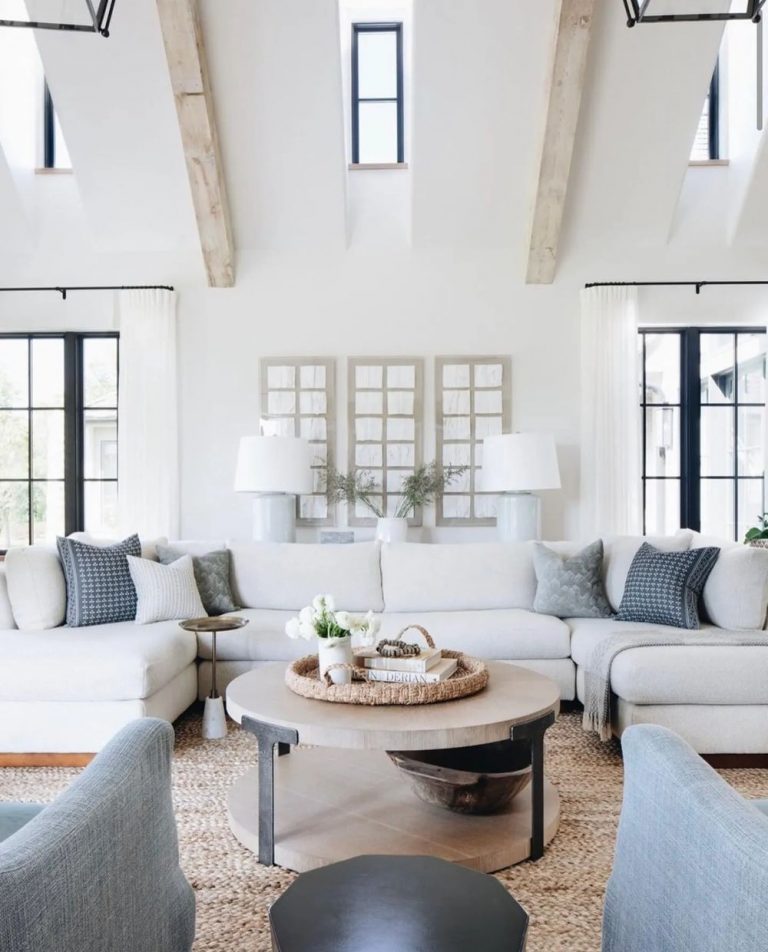 15 Modern Sofas for a Sleek Living Room