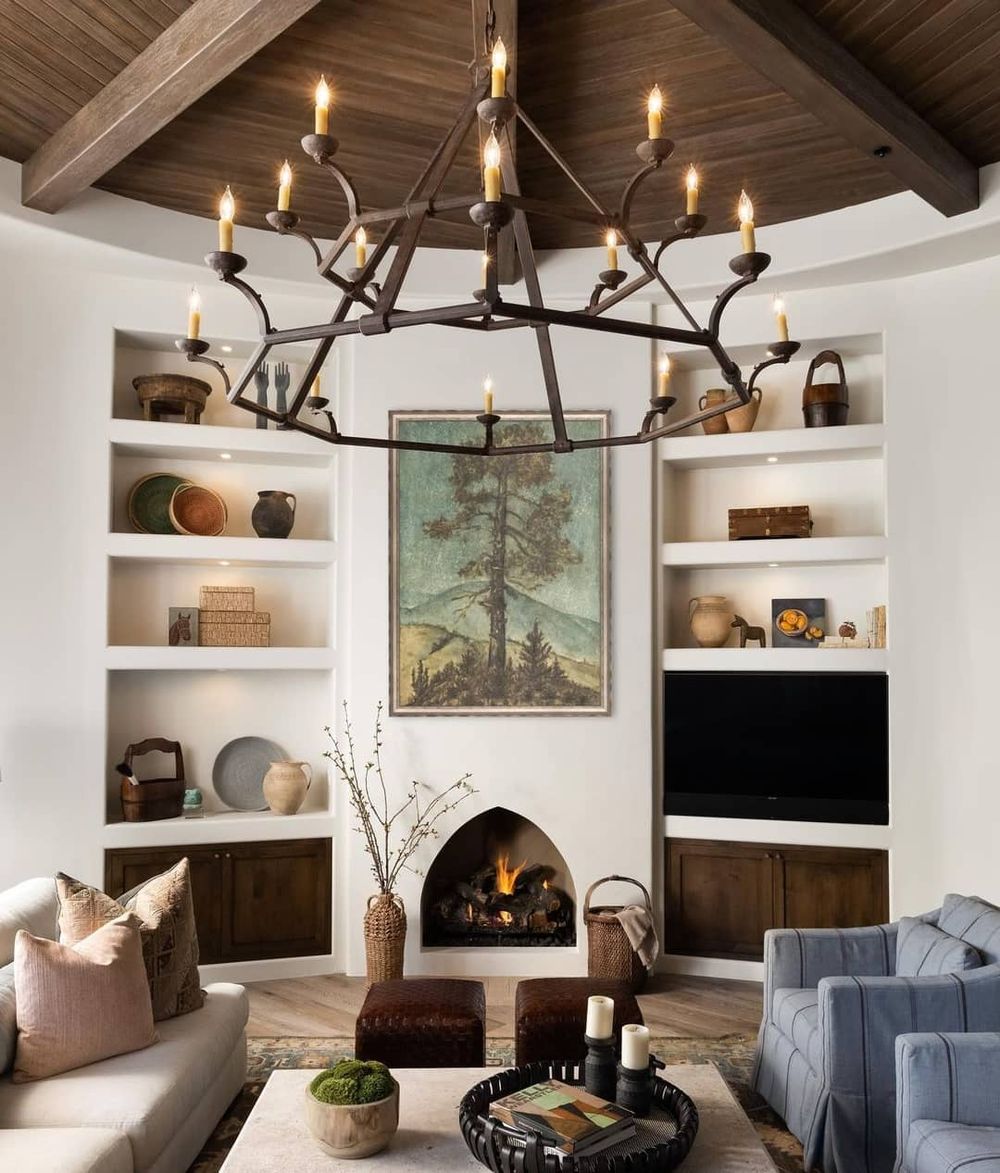 Spanish Modern Living Room home decor @loriclarkedesign