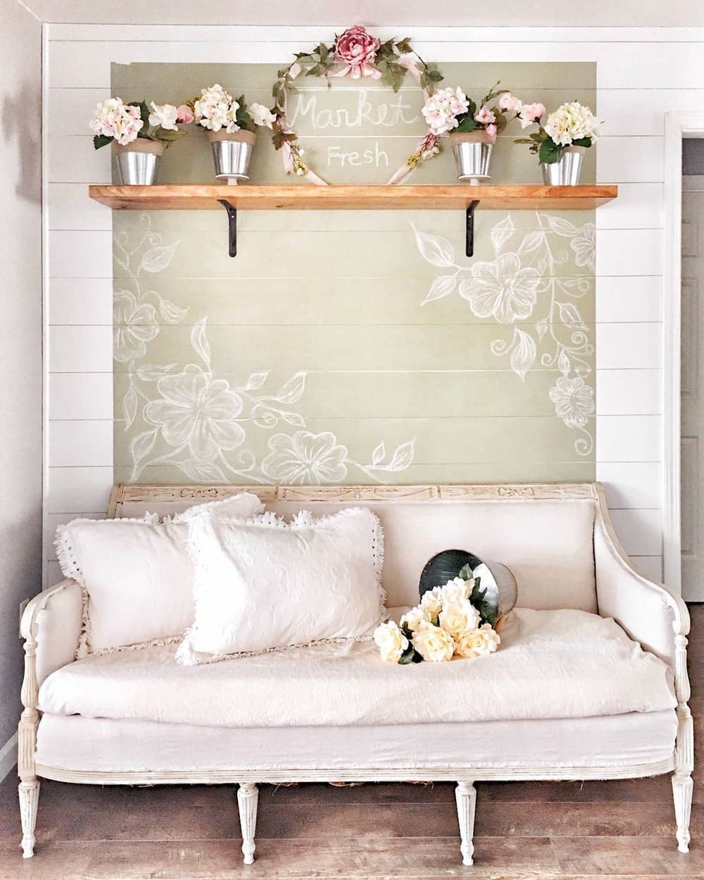 French Country Furniture via @laureltrace