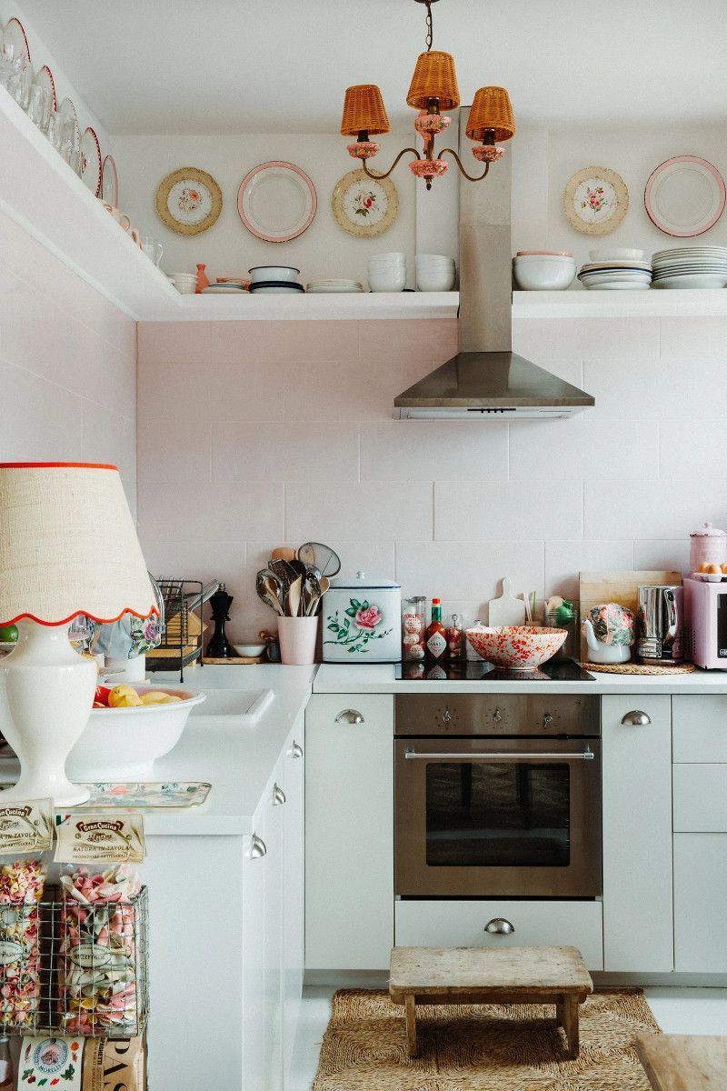 Cottage kitchen decorating House & Garden Photo by Owen Gale