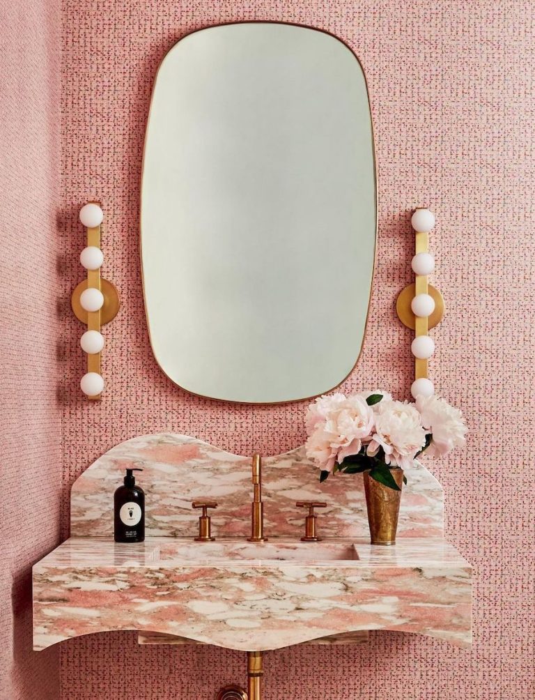 10 Gorgeous Pink Bathroom Decor Ideas