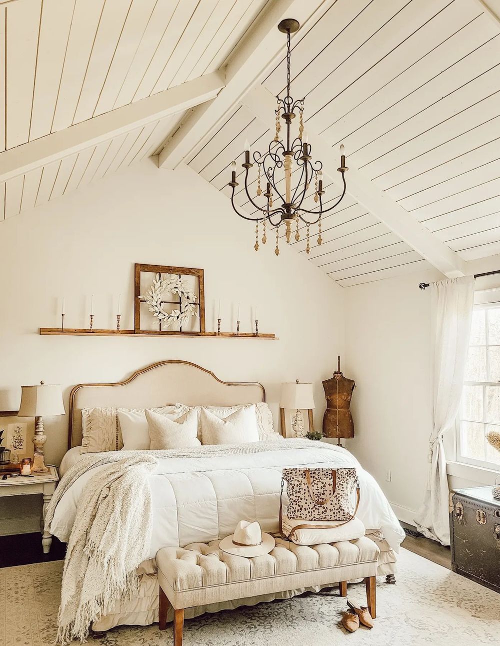 Vintage Farmhouse Bedroom decor thetedescofarm