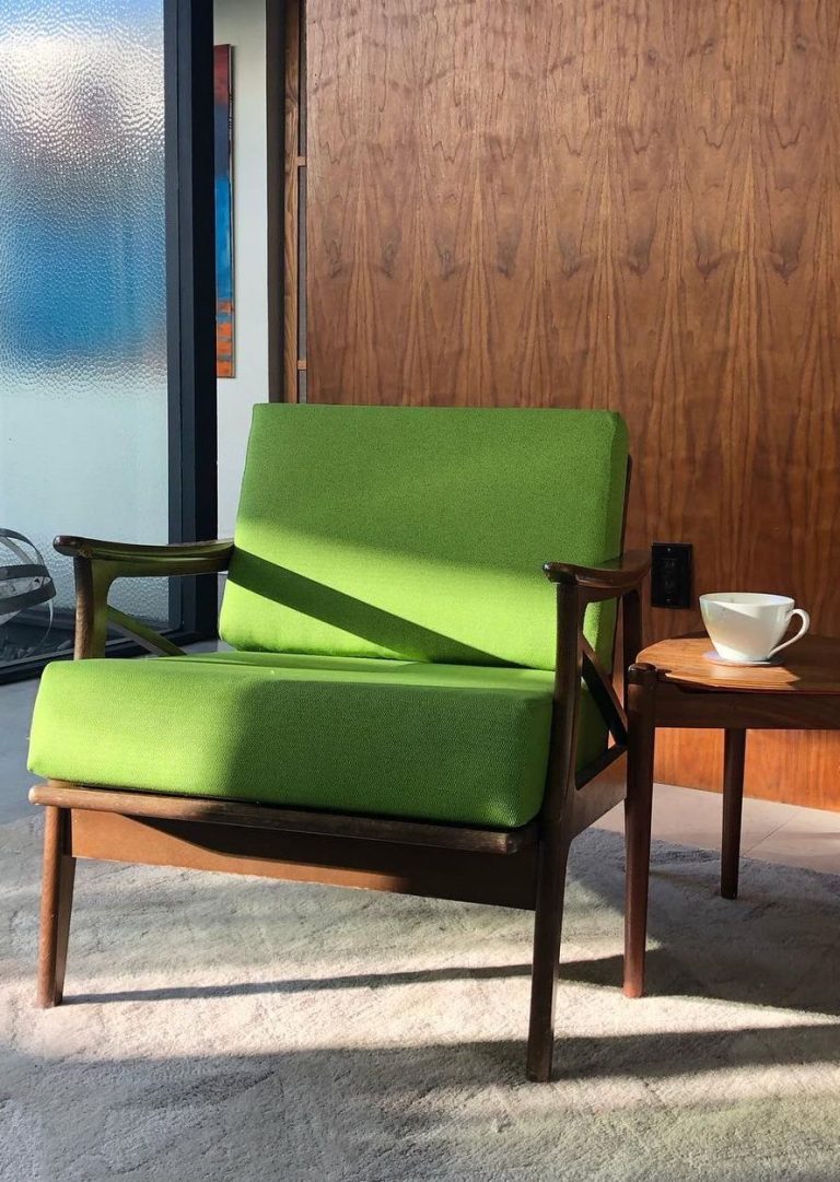 Mid-Century Modern Furniture Stores Green Accent Chair via @destinationeichler