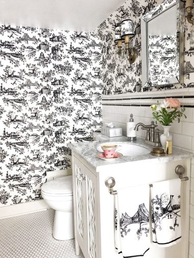 12 Toile Wallpaper Ideas for a Dreamy French-Inspired Home