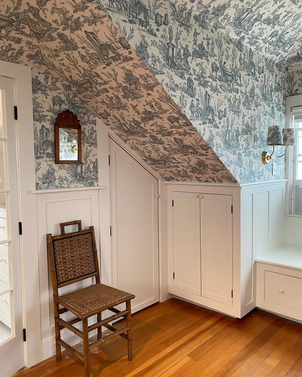 Toile wallpaper half wall in nantucket whitneymcgregor