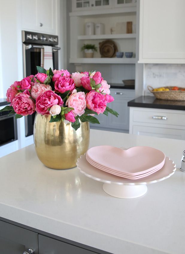 Valentines Day Home Decor Kitchen Island thesunnysideupblog