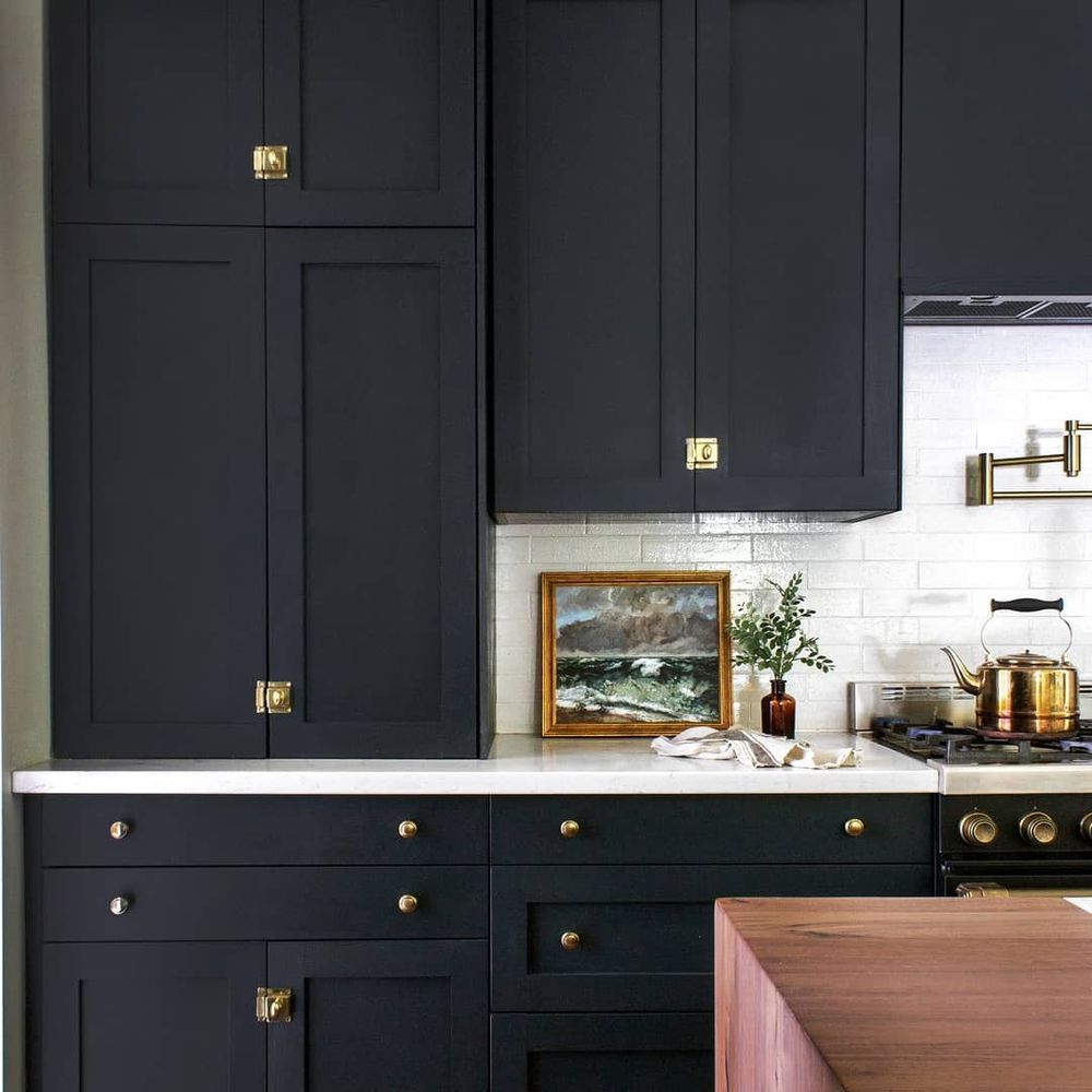 Black Kitchen Cabinets @beginninginthemiddle