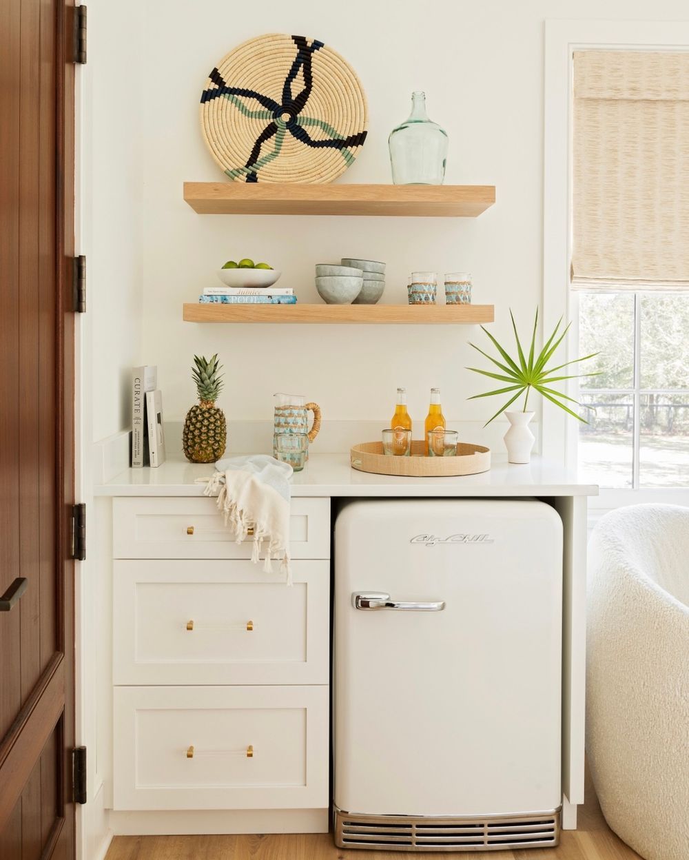 5 Simple Home Minibar Ideas