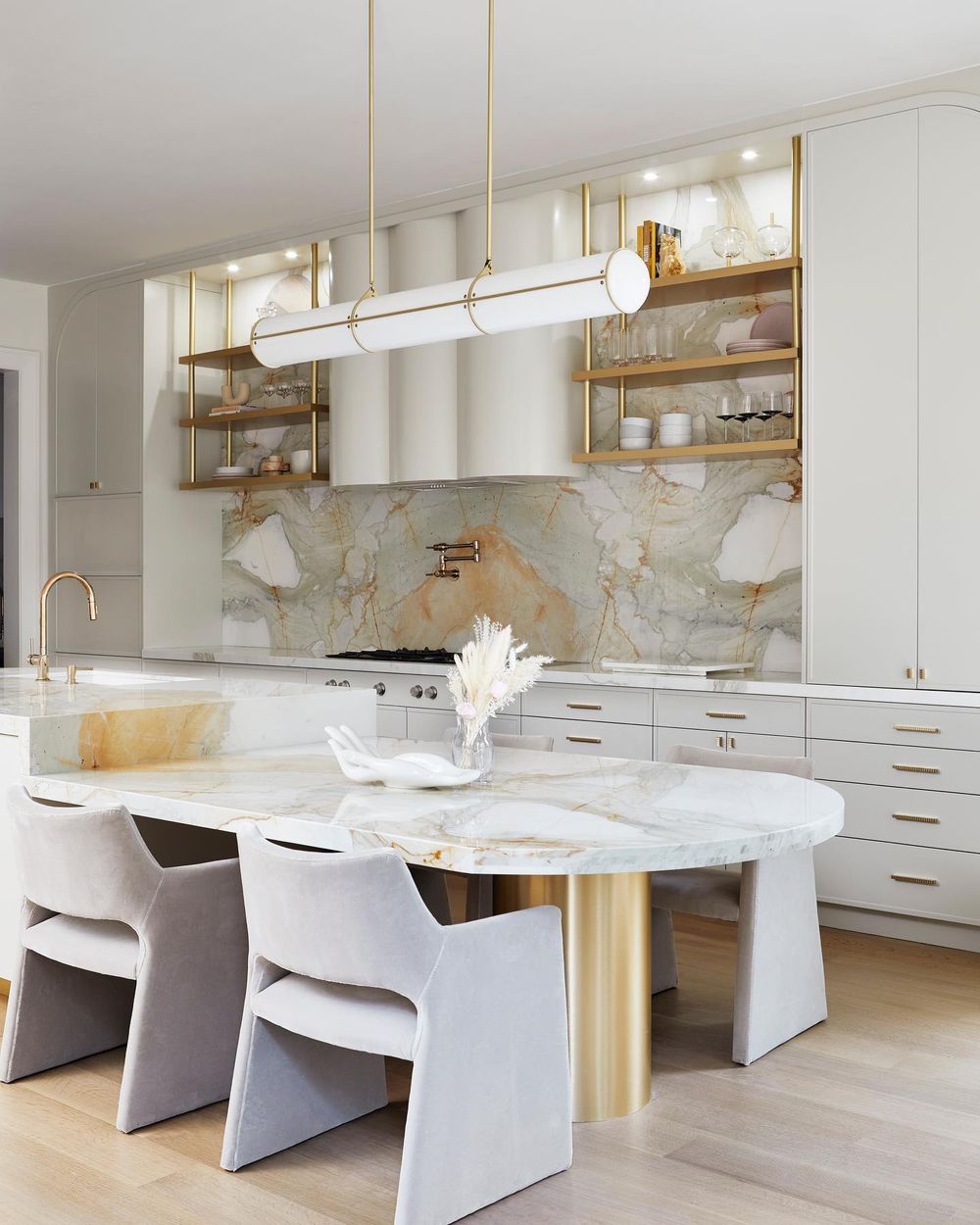 Contemporary kitchen design @erica_gelman