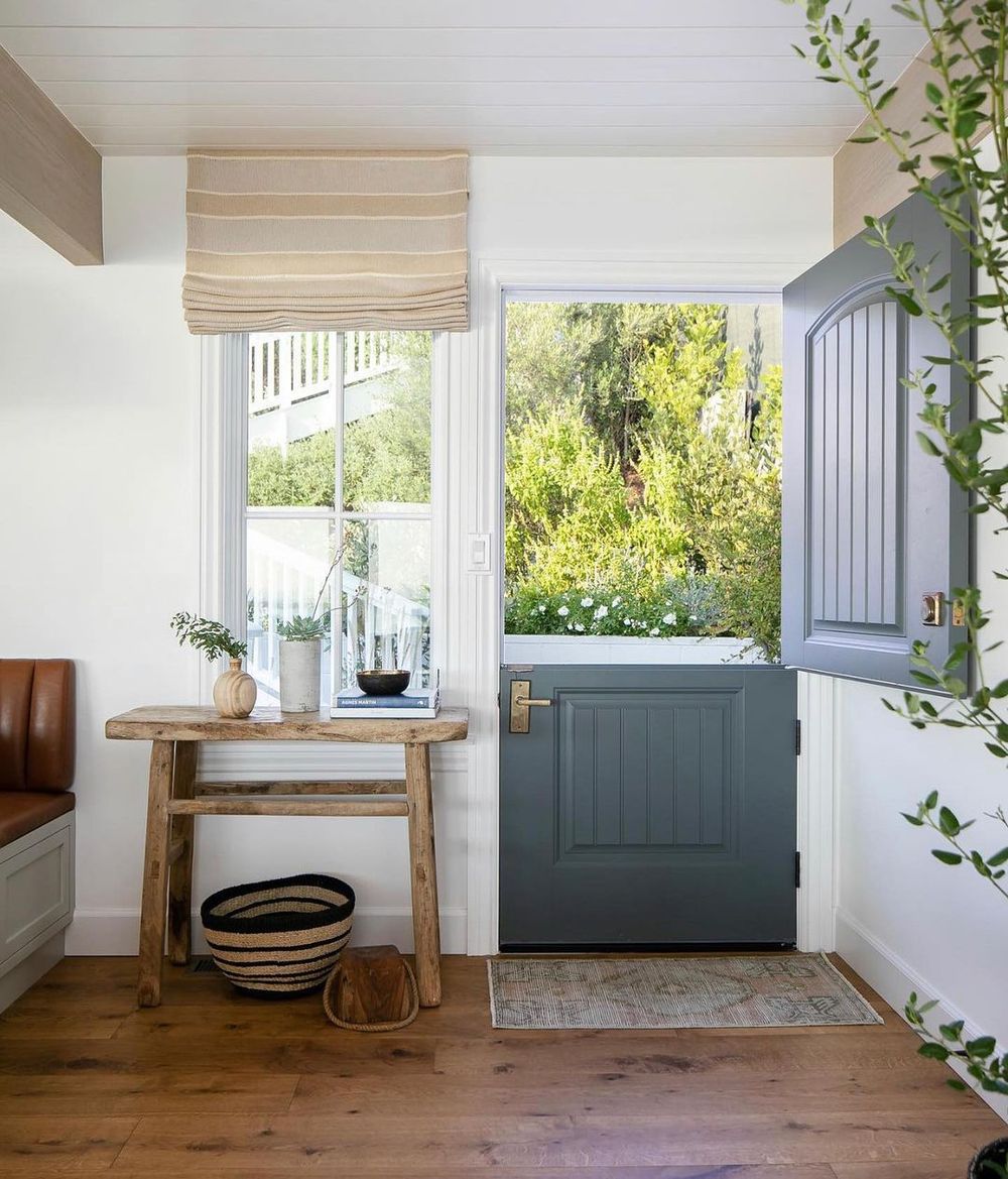 Dutch Front Door via @brookewagnerdesign