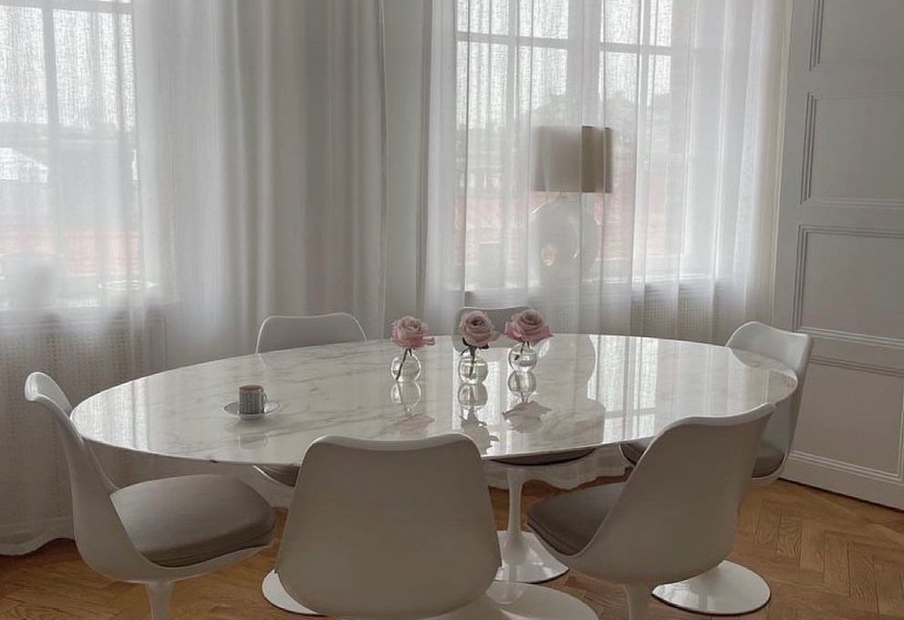 Eero Saarinen Tulip Table dining room @lovisabarkman