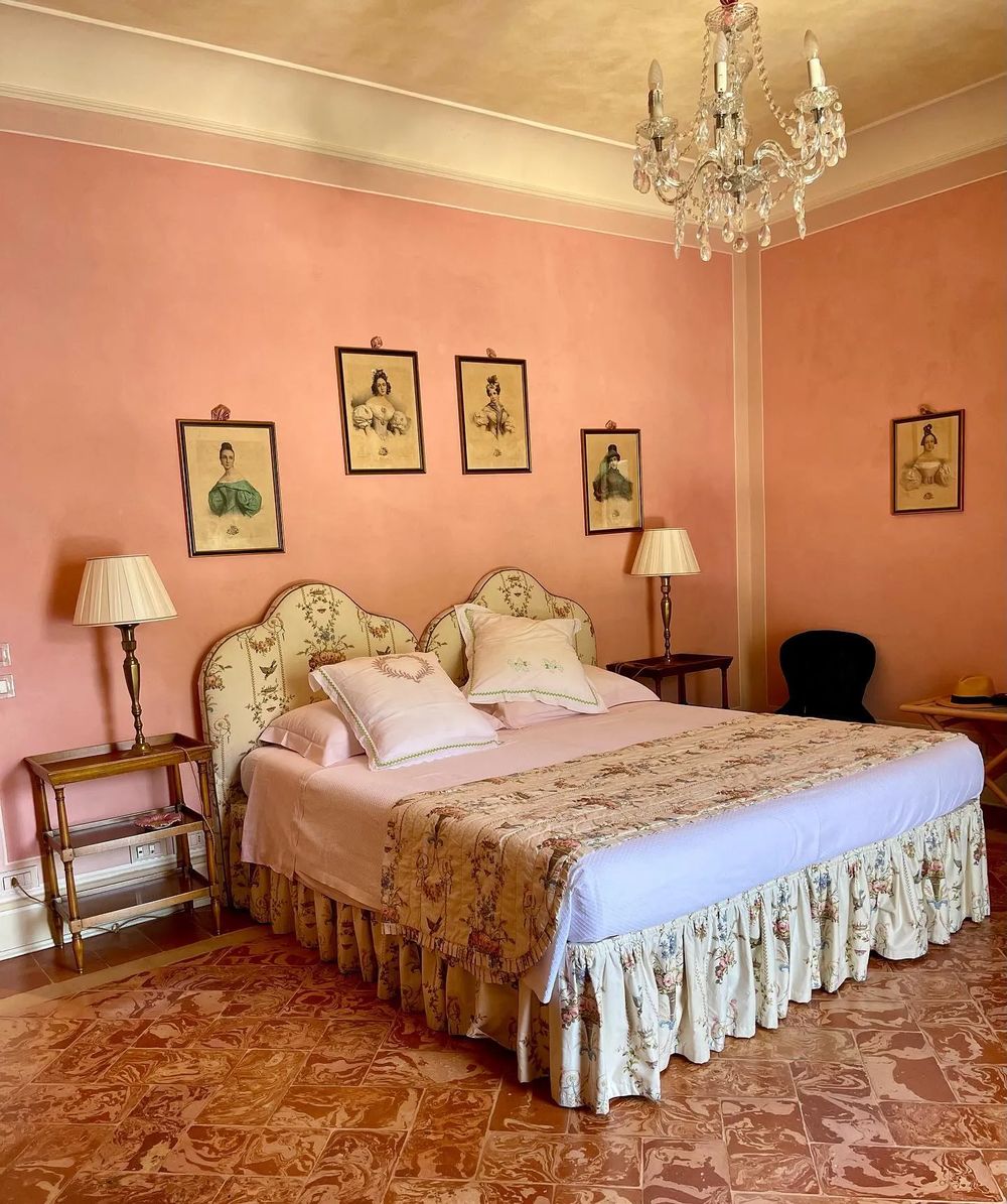 Pink bedroom ideas janiemolsterdesigns