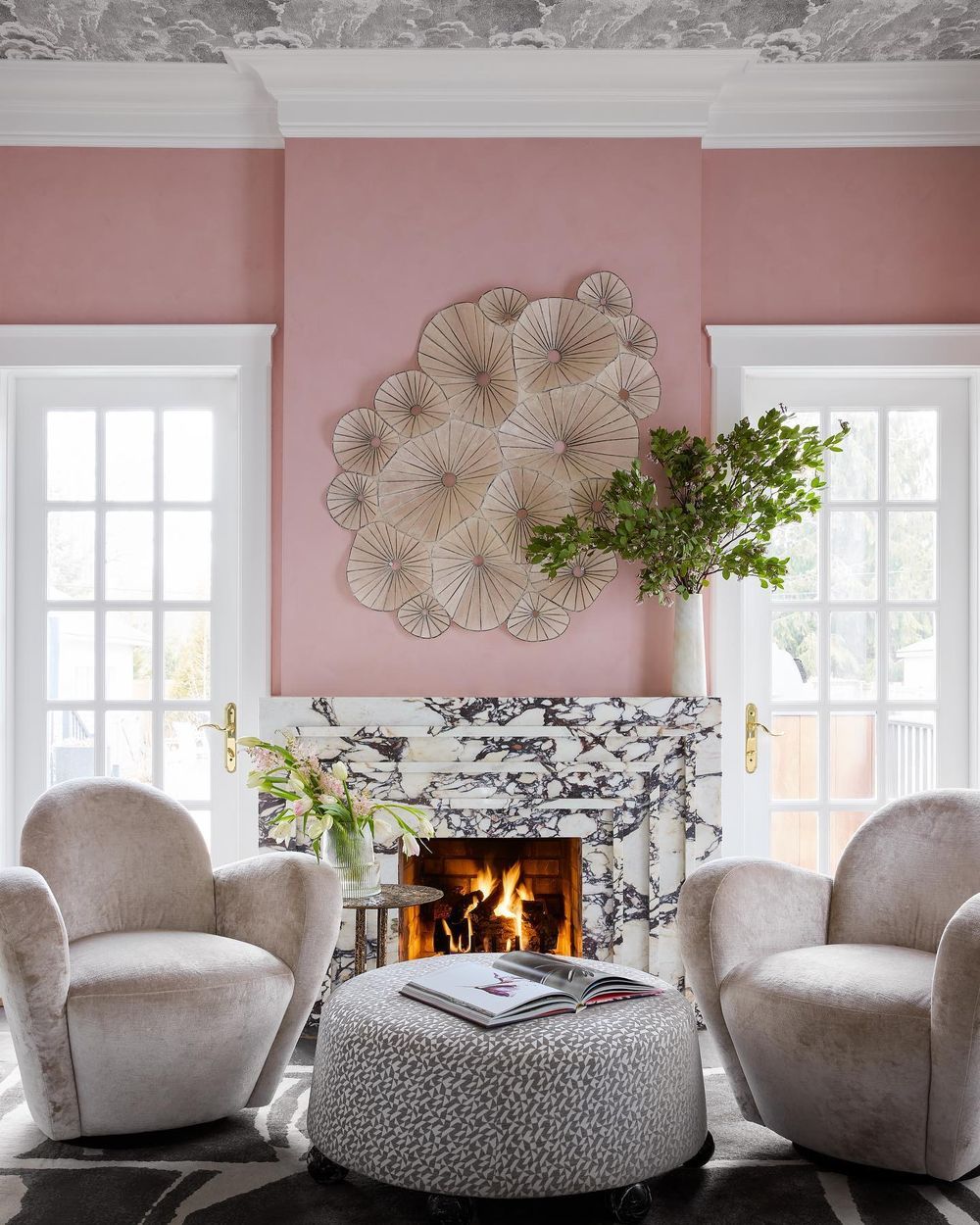 Fireplace living room decor ideas @lindseygoddardinteriors