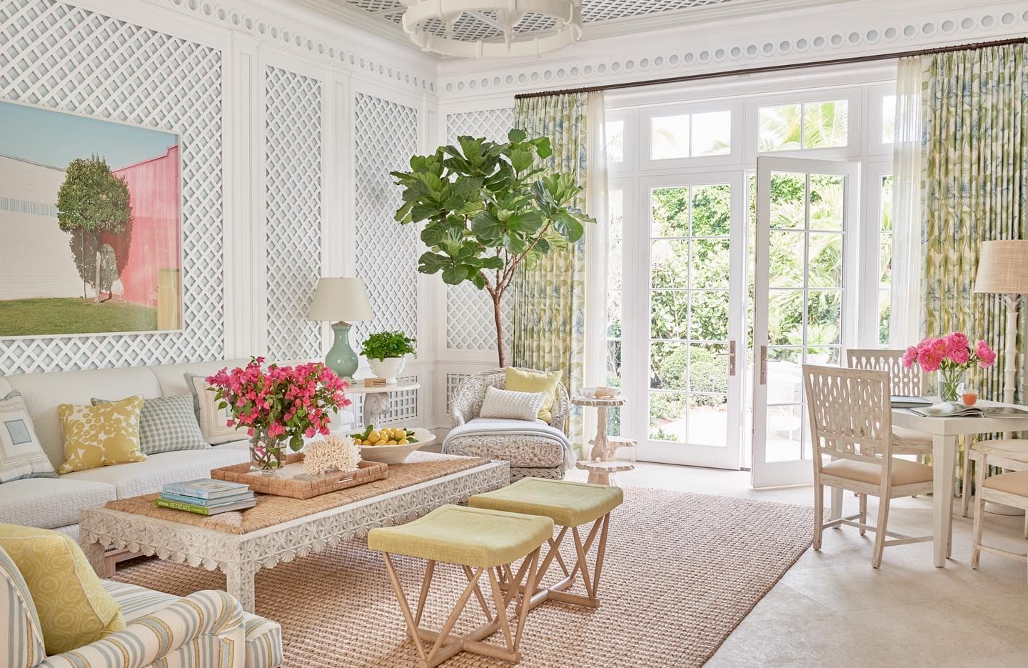 Lattice walls Palm beach living room phoebehoward_decorator