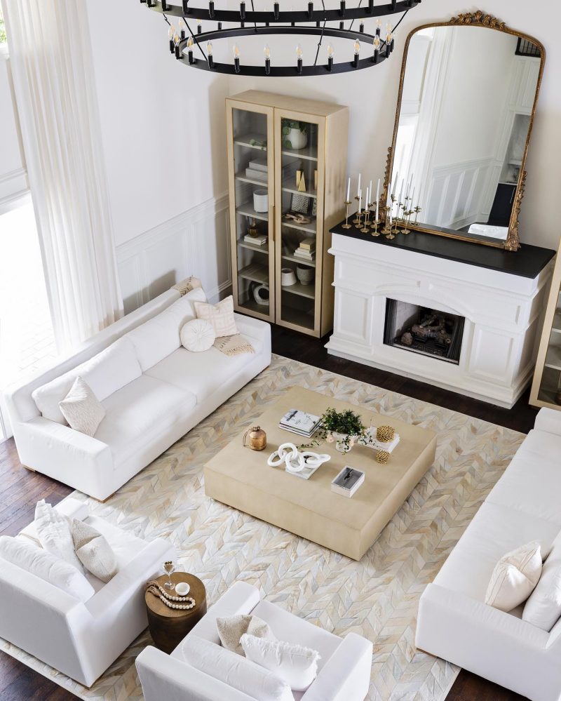 How to Arrange Living Room Furniture