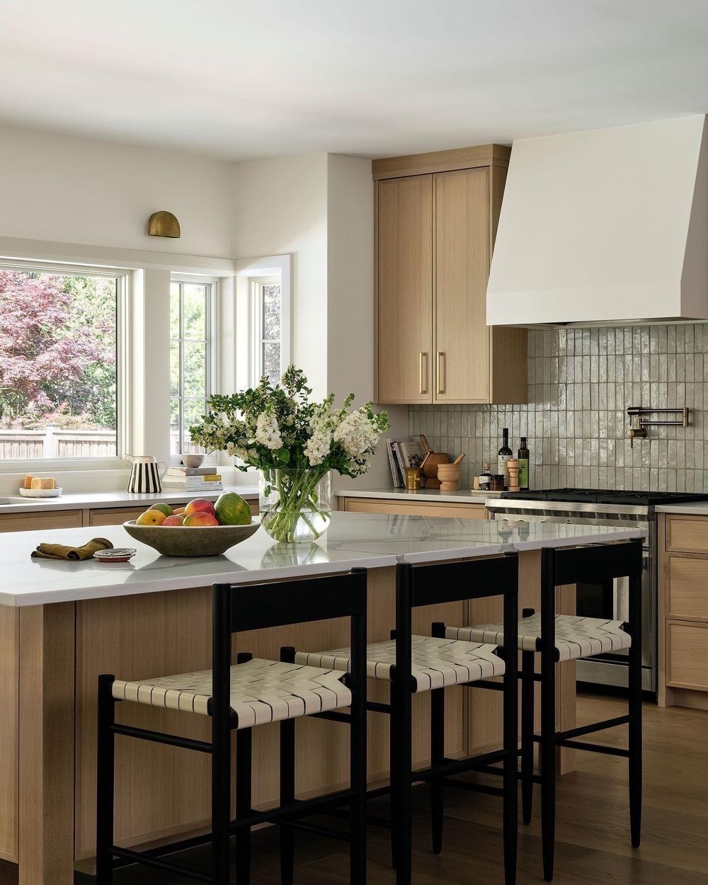 Beige kitchens design tips @brookebutlerdesign
