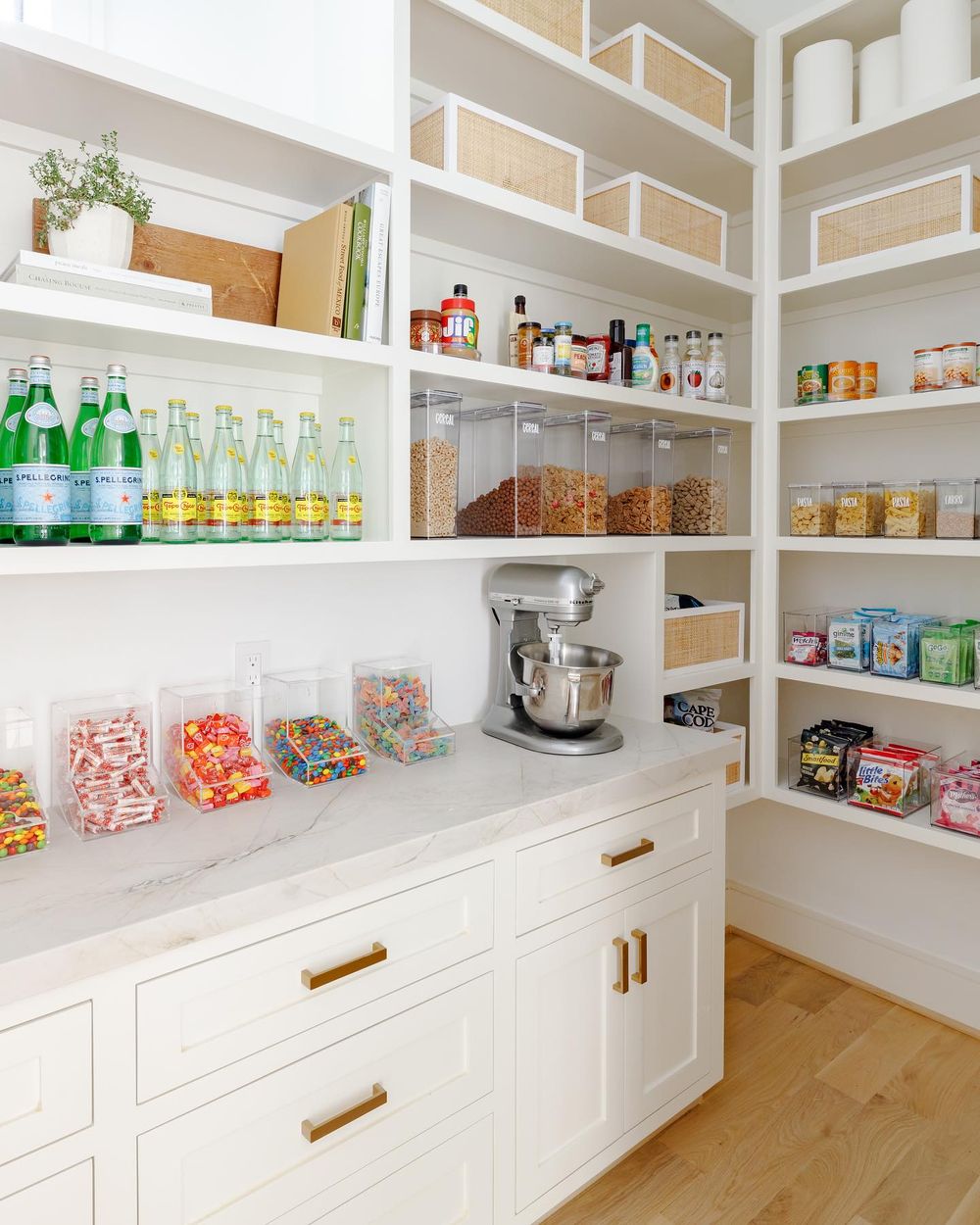 Kitchen Cabinet Organization — Kevin & Amanda