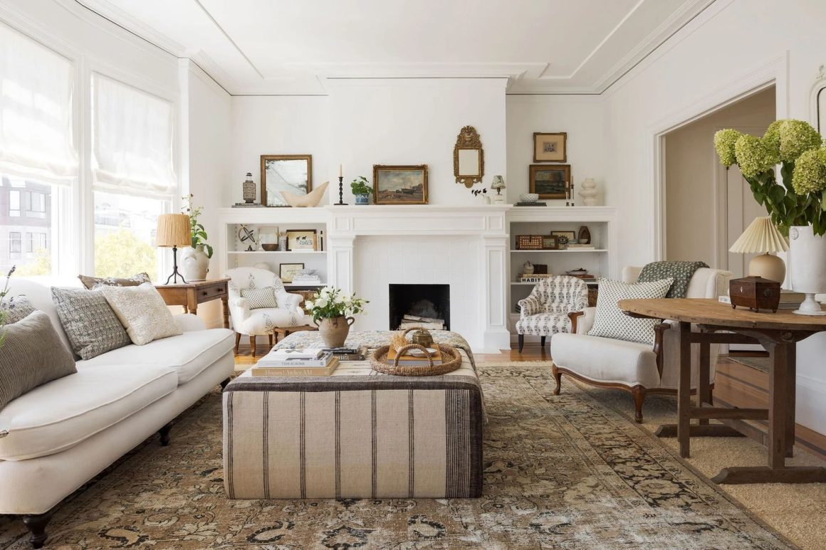 19 Traditional Living Room Decor Ideas with a Classic Design