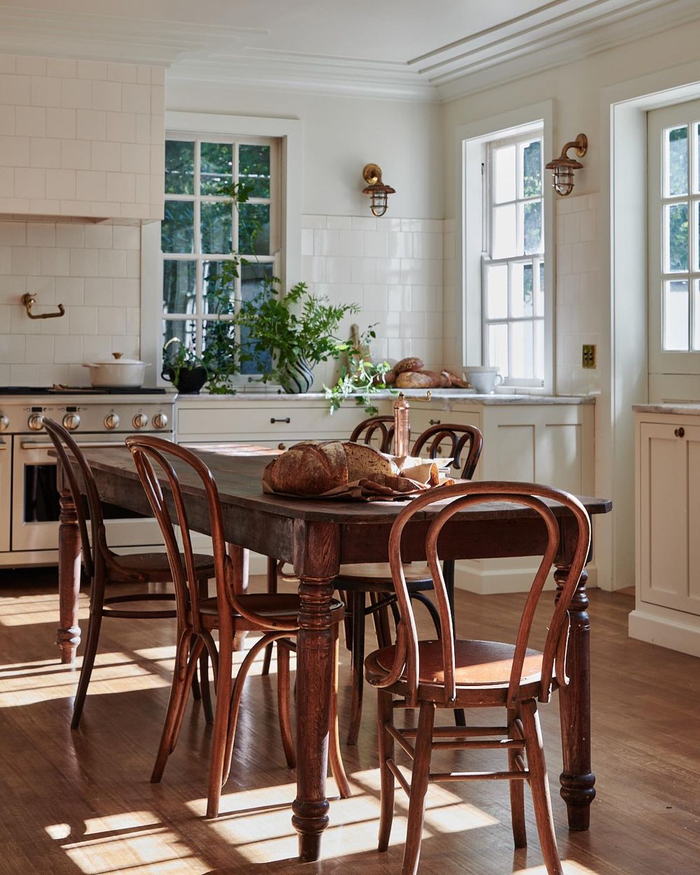 Traditional kitchen Bentwood chairs leannefordinteriors