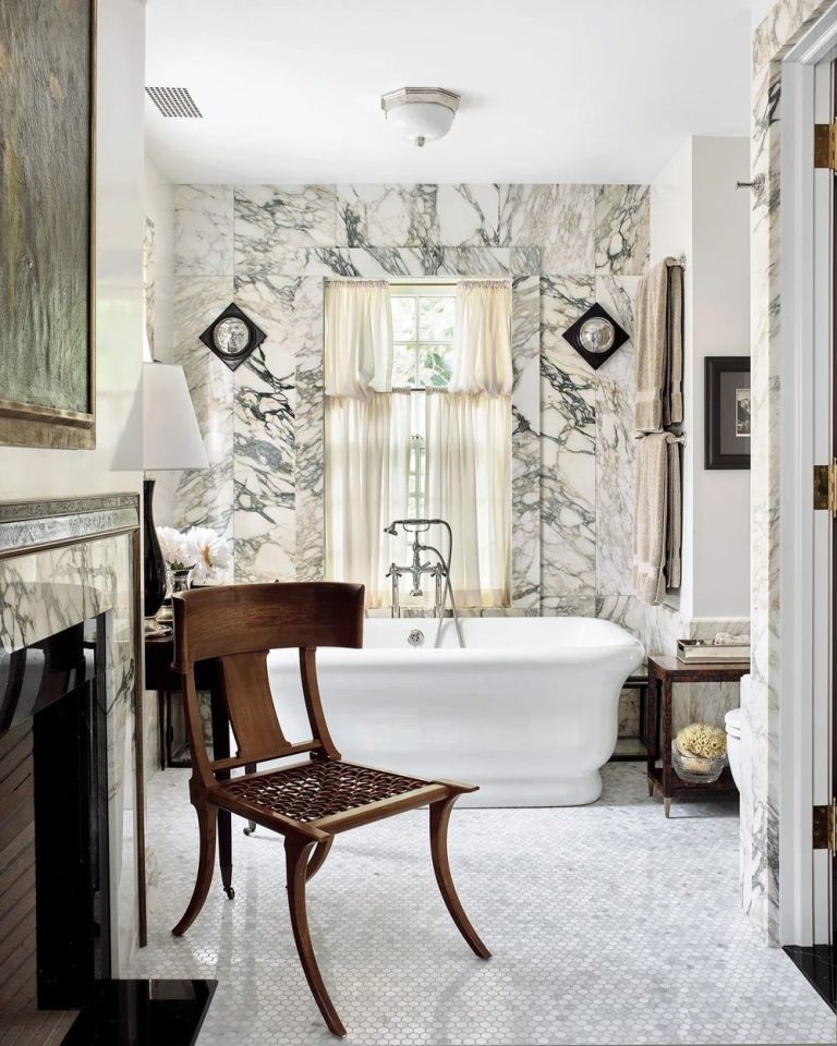 3 Bathrooms with a Cozy Fireplace