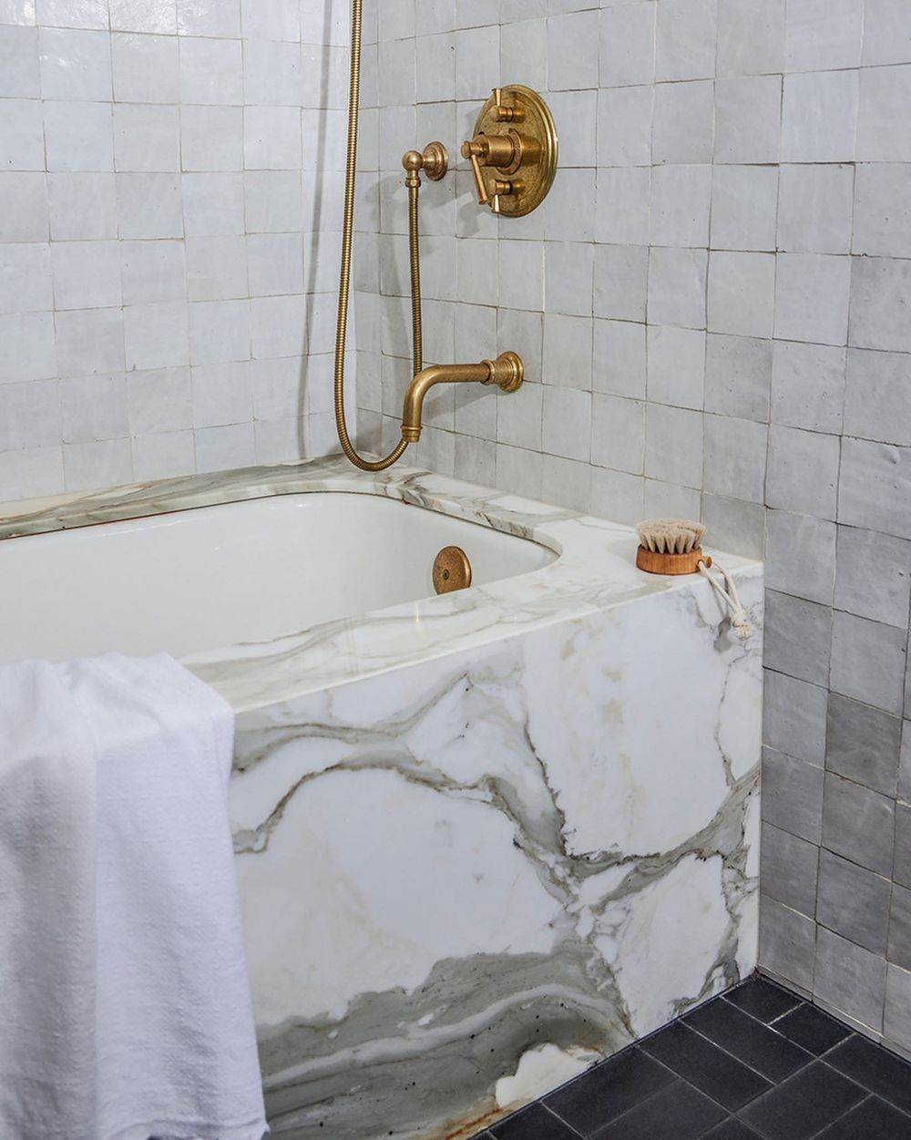 Marble bathtub alcove reno_notebook