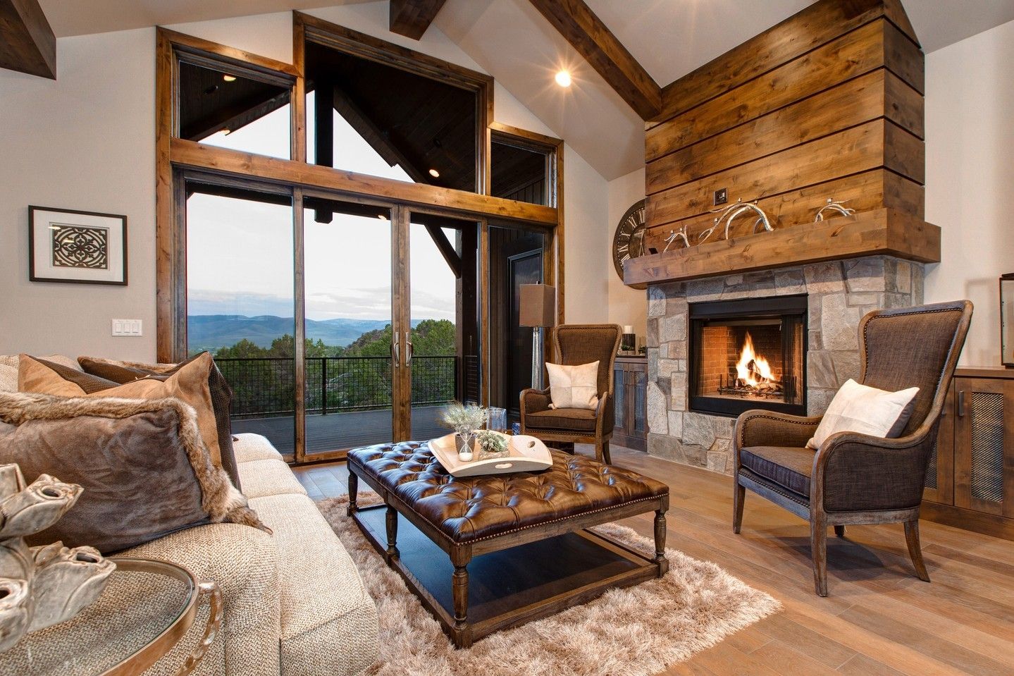 Mountain home living room rustic style purehavenhomes