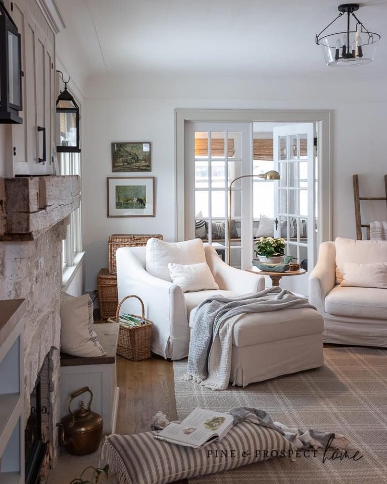 How to Decorate a Coastal Cottage Style Home