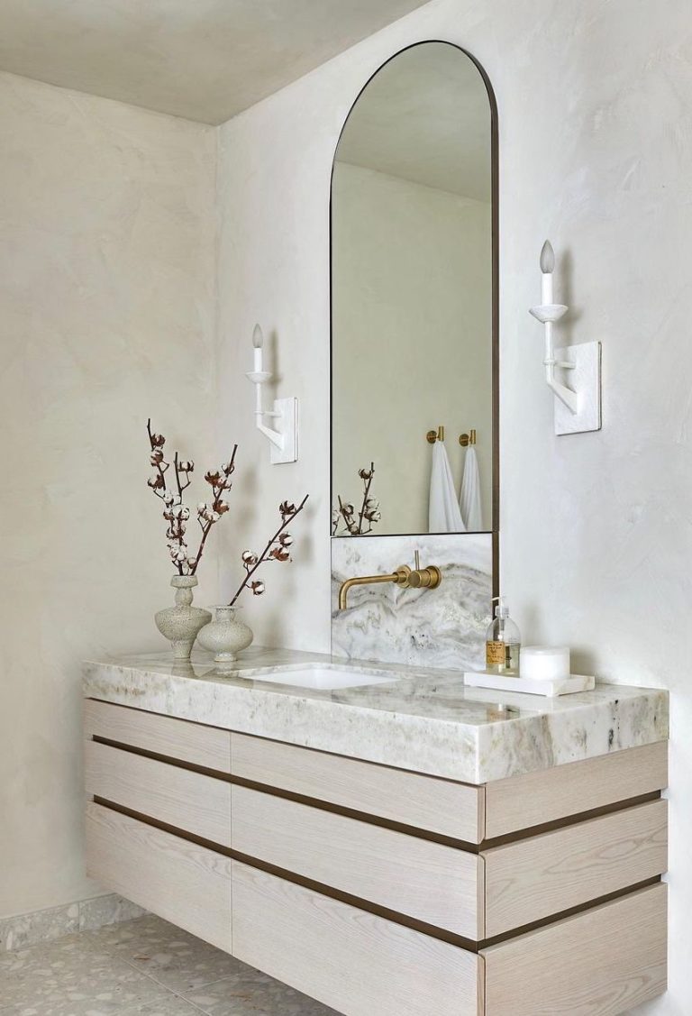 19 Gorgeous Marble Bathroom Countertop Ideas from Designers