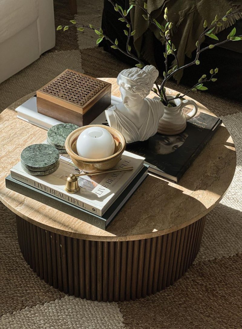 17 Simple and Chic Coffee Table Decor Ideas for Living Rooms