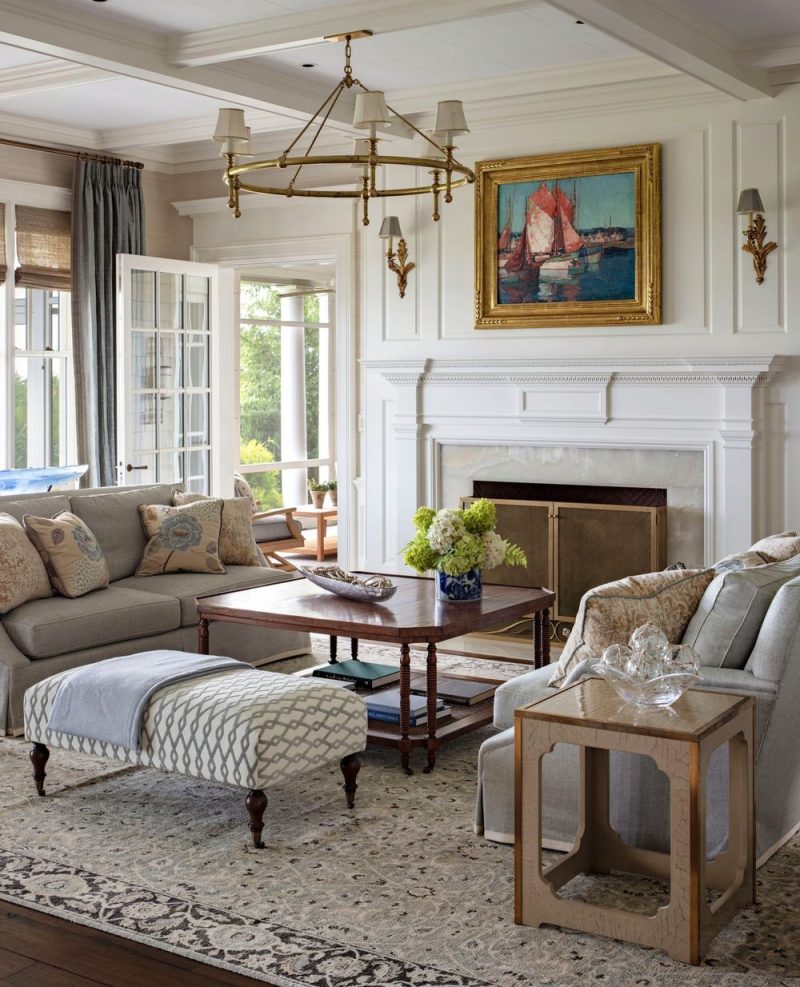 A Traditional Coastal Style Decorating Guide