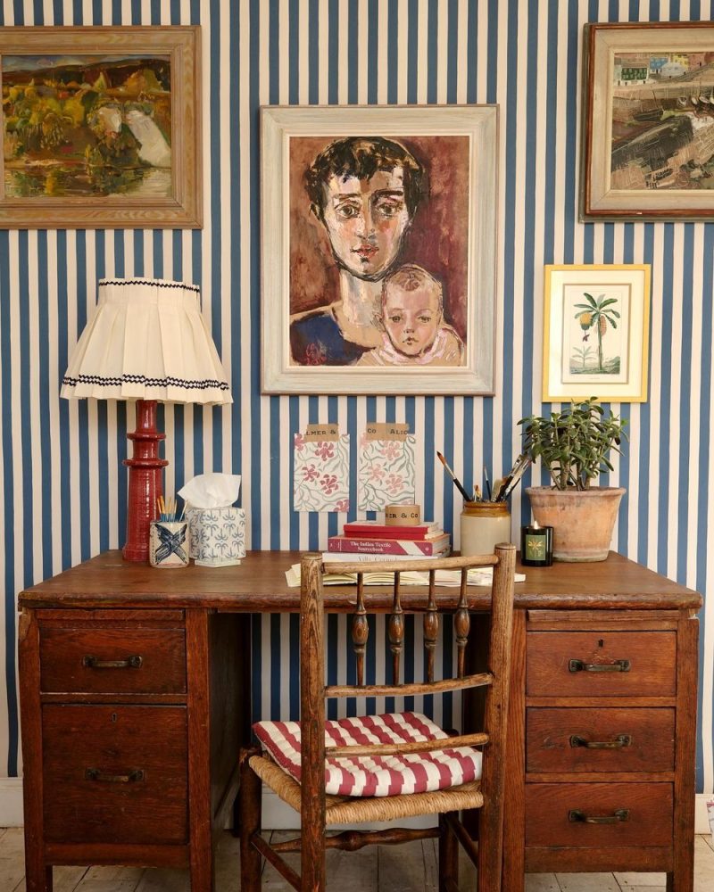 11 Creative Wallpaper Ideas for the Home