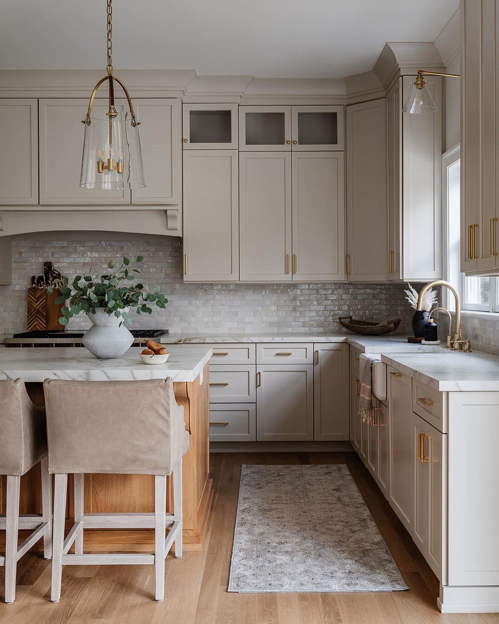 kitchen cabinet ideas Neutral Beige Color @coletteinteriors