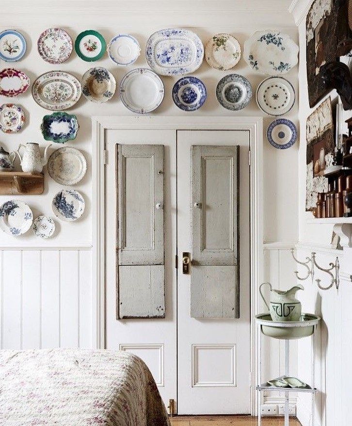 Plate wall decor @laurelburn