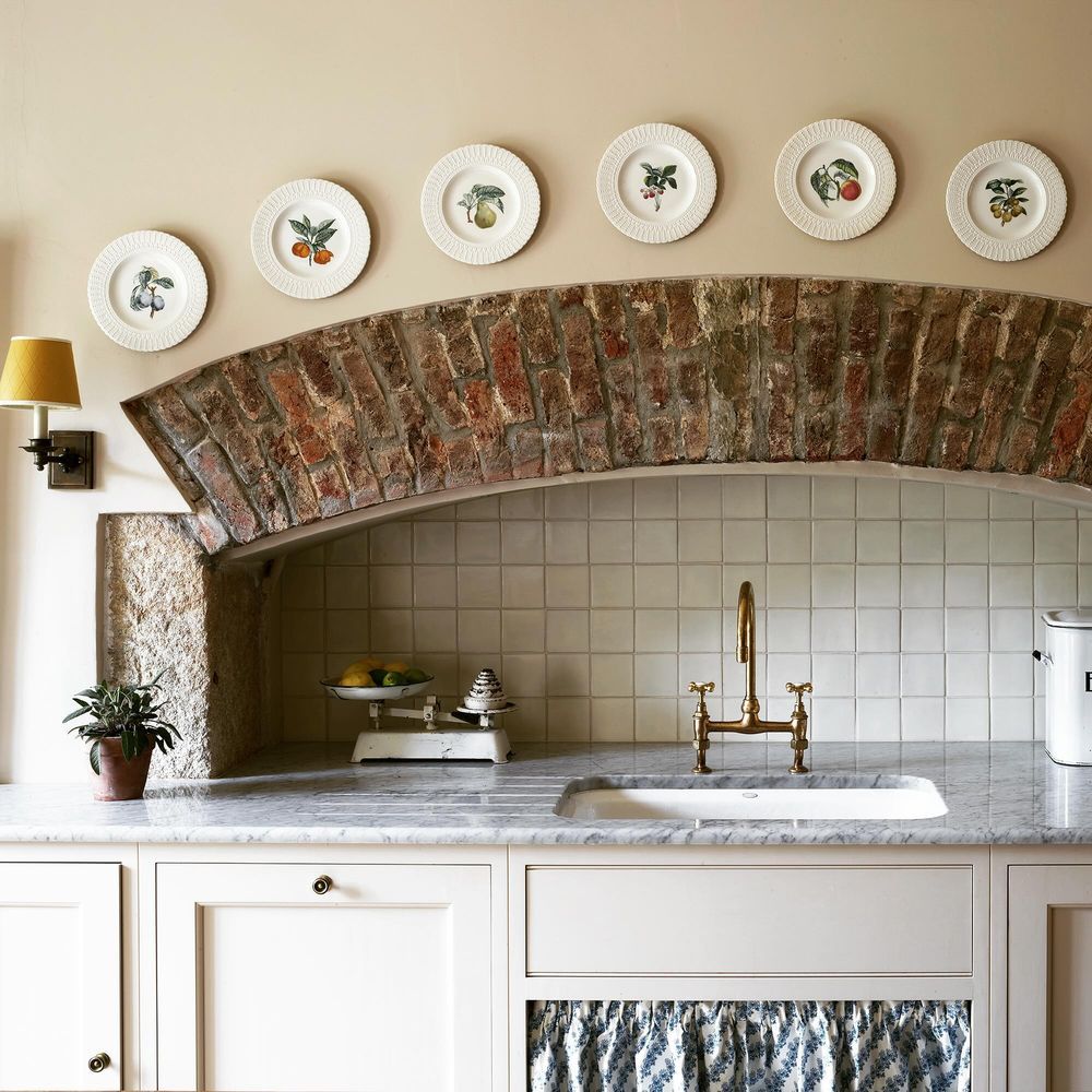 Plate wall decor ideas salvesengraham