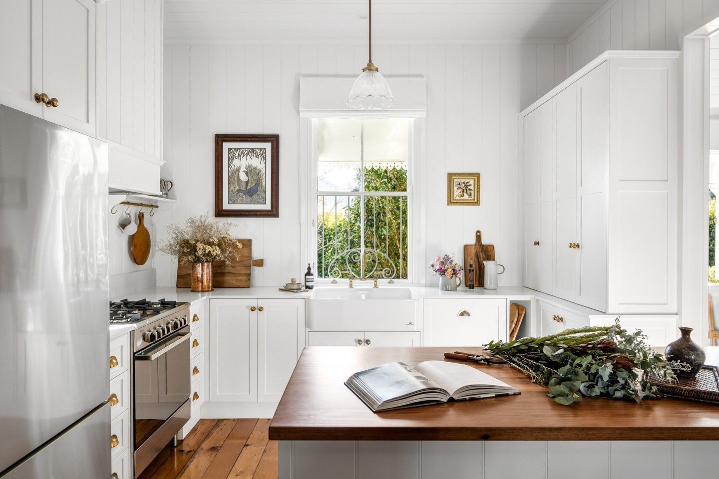 White kitchens angela_smith_interiors