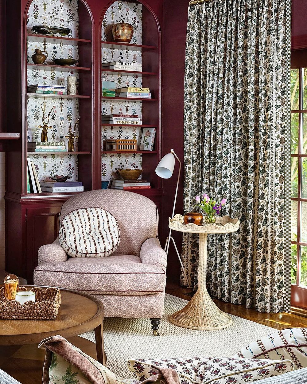 Burgundy decorating with maggiebdillon