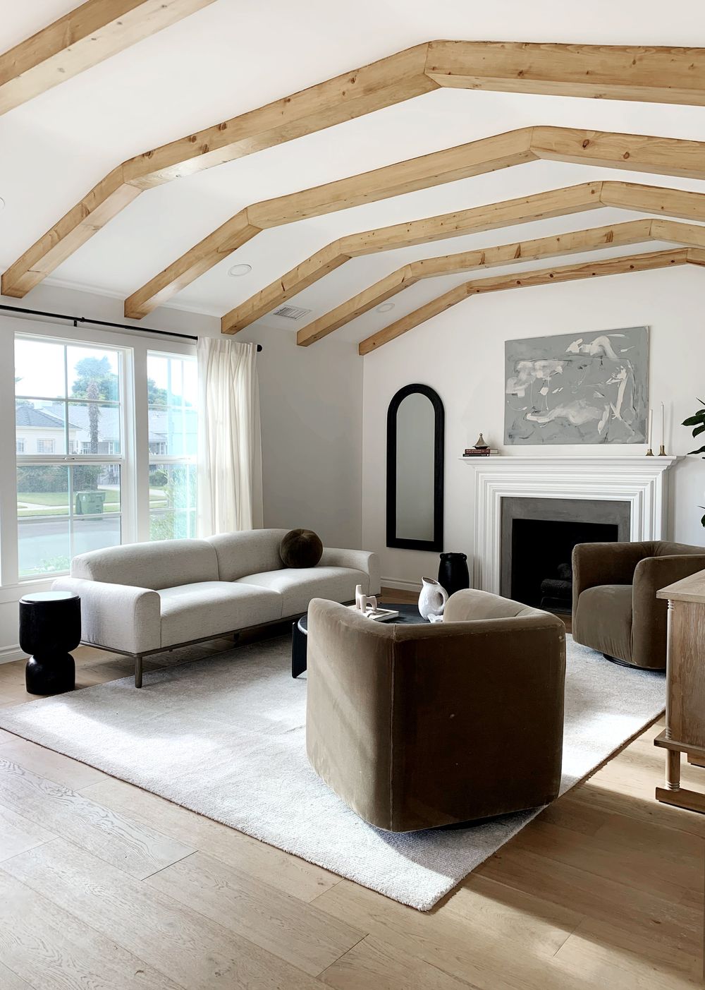 Ceiling beams at home