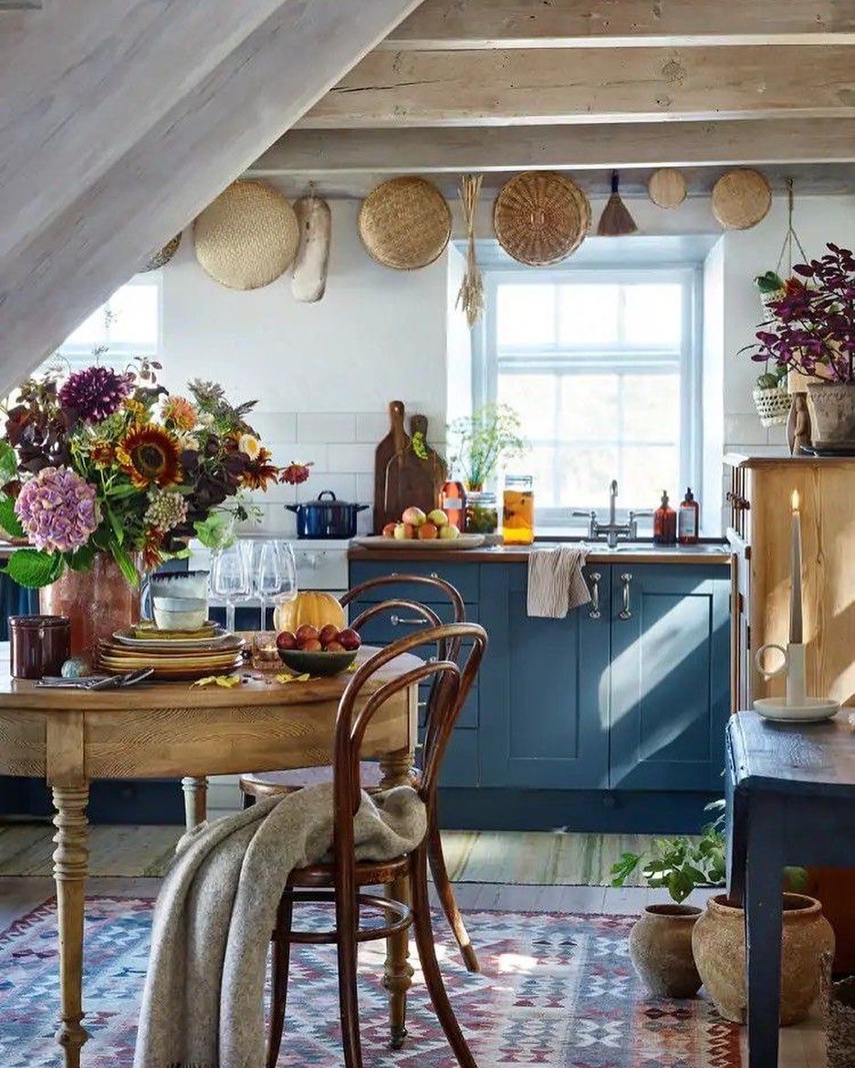 Ceiling beams rustic country kitchen design