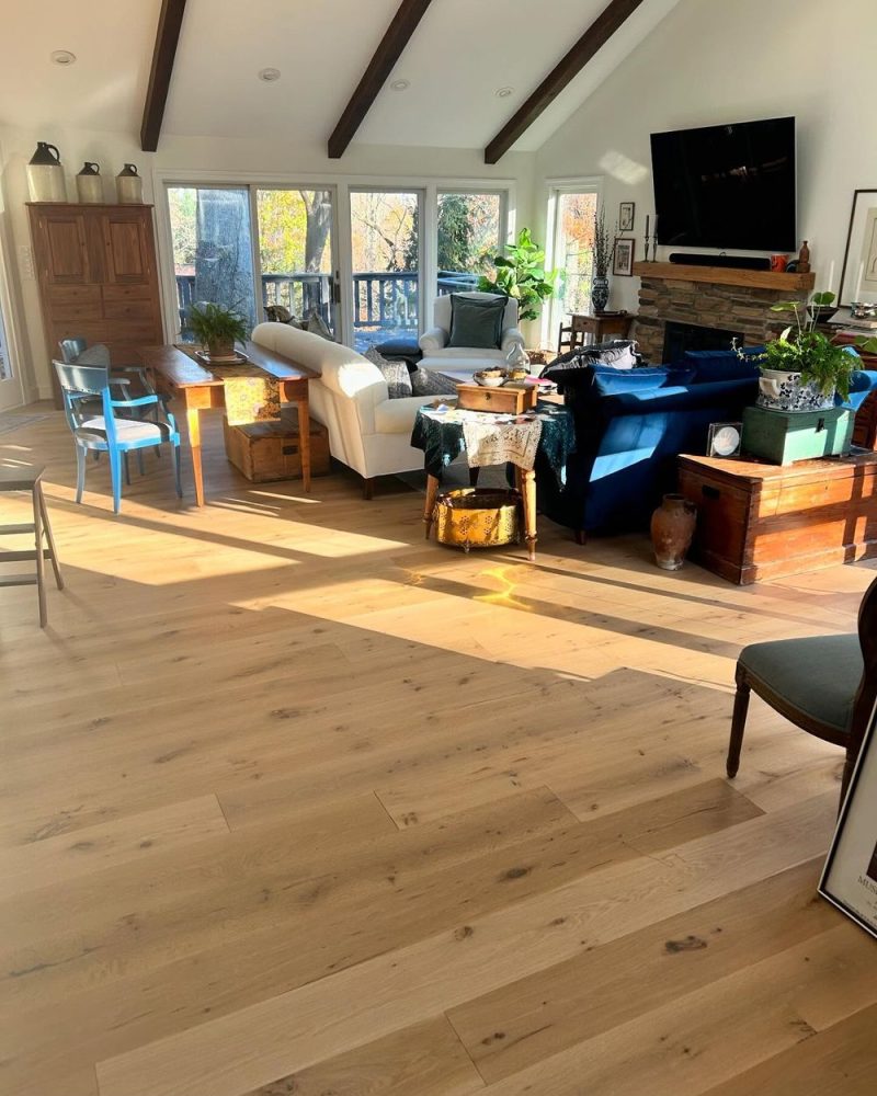15 Popular Living Room Flooring Design Ideas to Step in Style