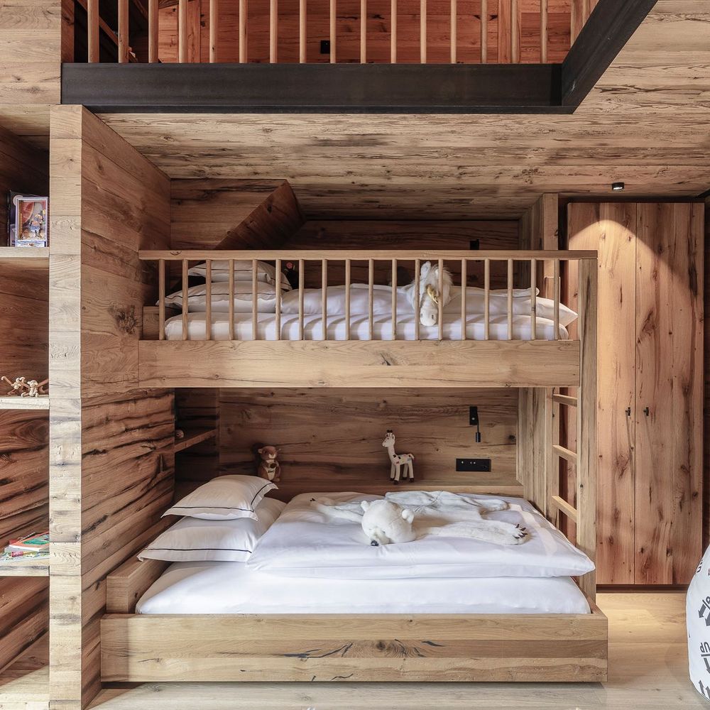 Ski Chalet Bedroom Bunk Beds for Kids thearulachalets